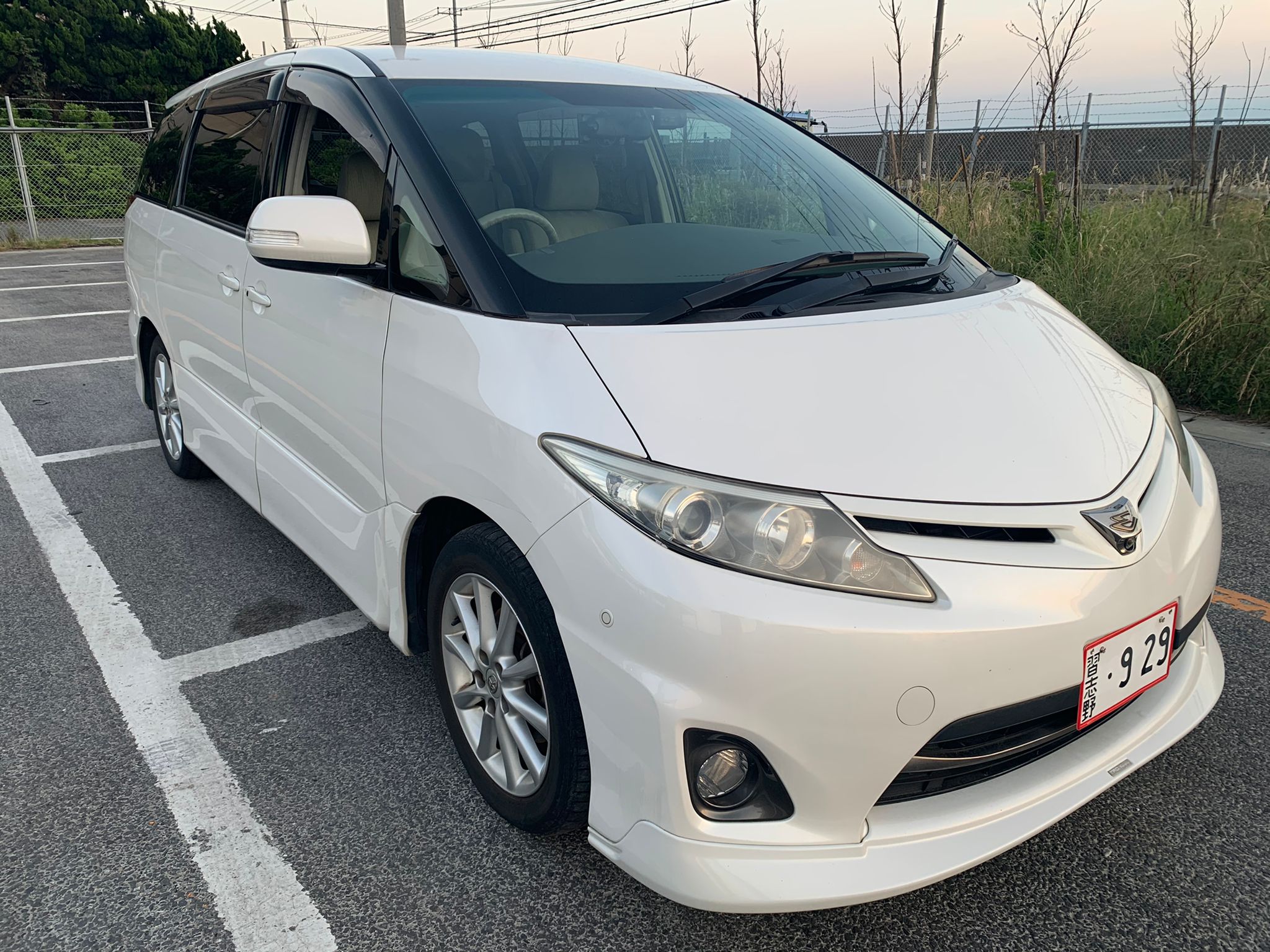 TOYOTA ESTIMA