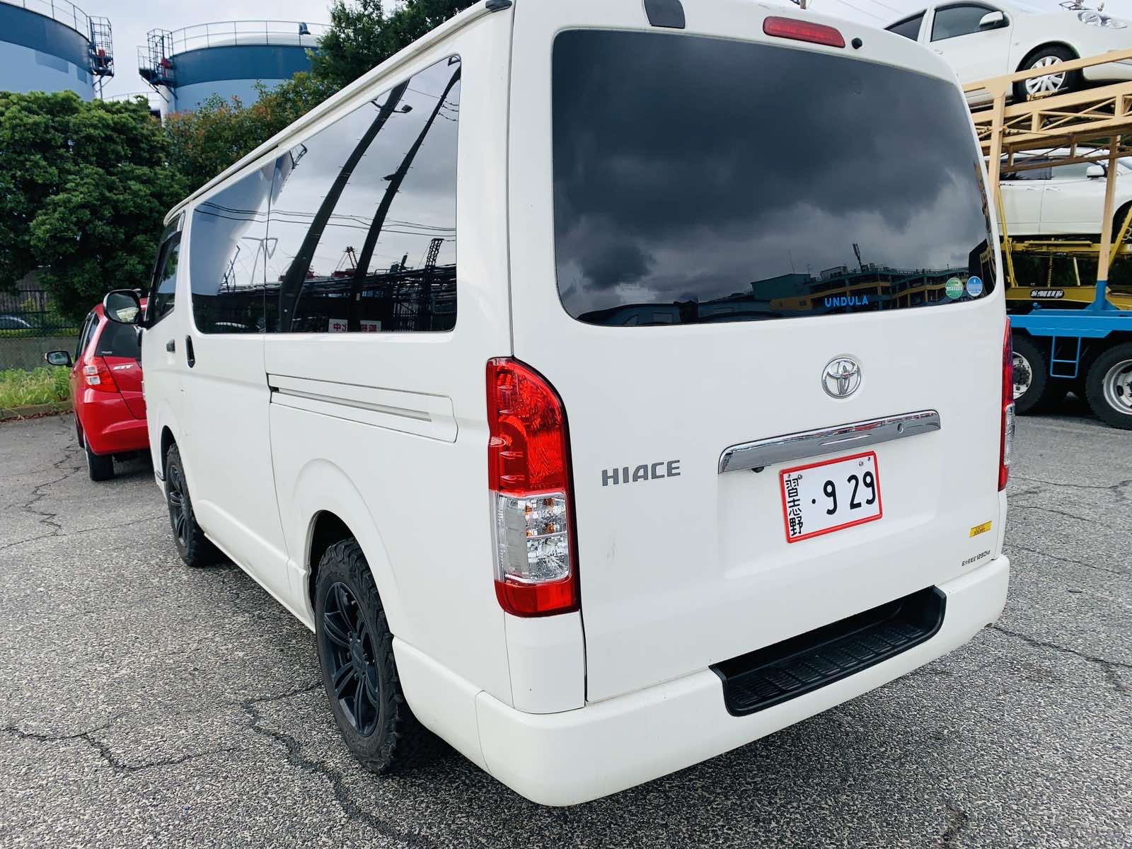 TOYOTA HIACE KDH201V