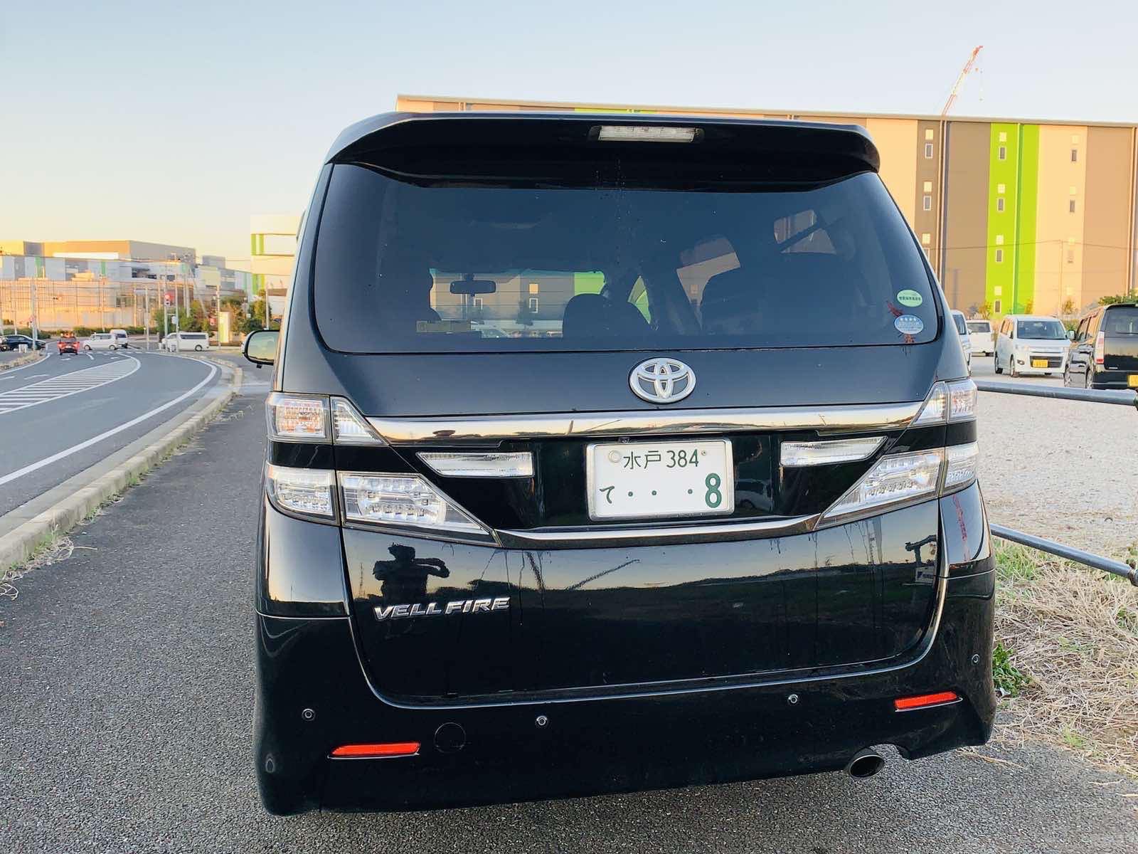 TOYOTA VELLFIRE