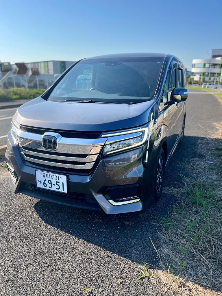 HONDA STEPWAGON SPADA