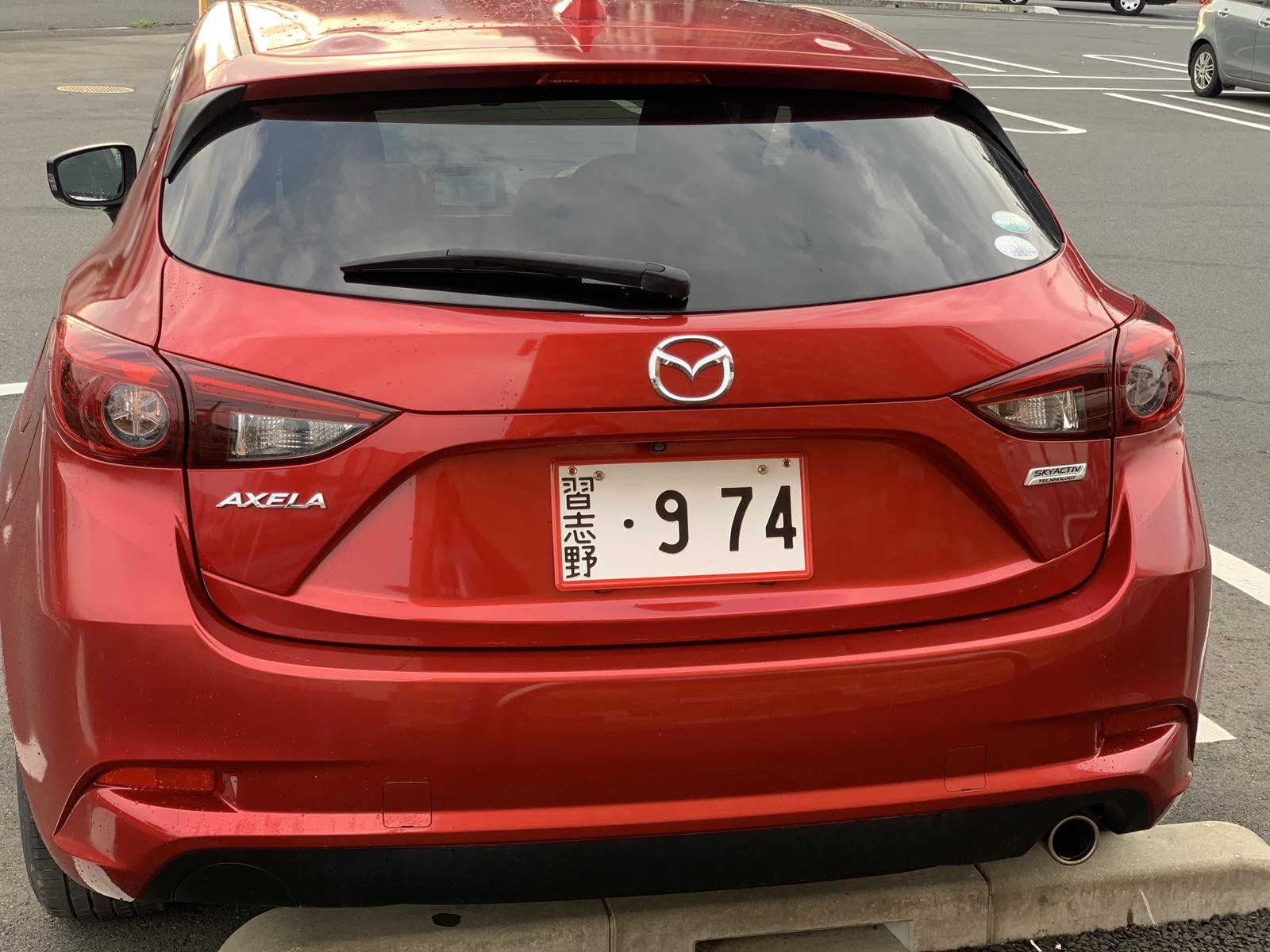 MAZDA AXELA