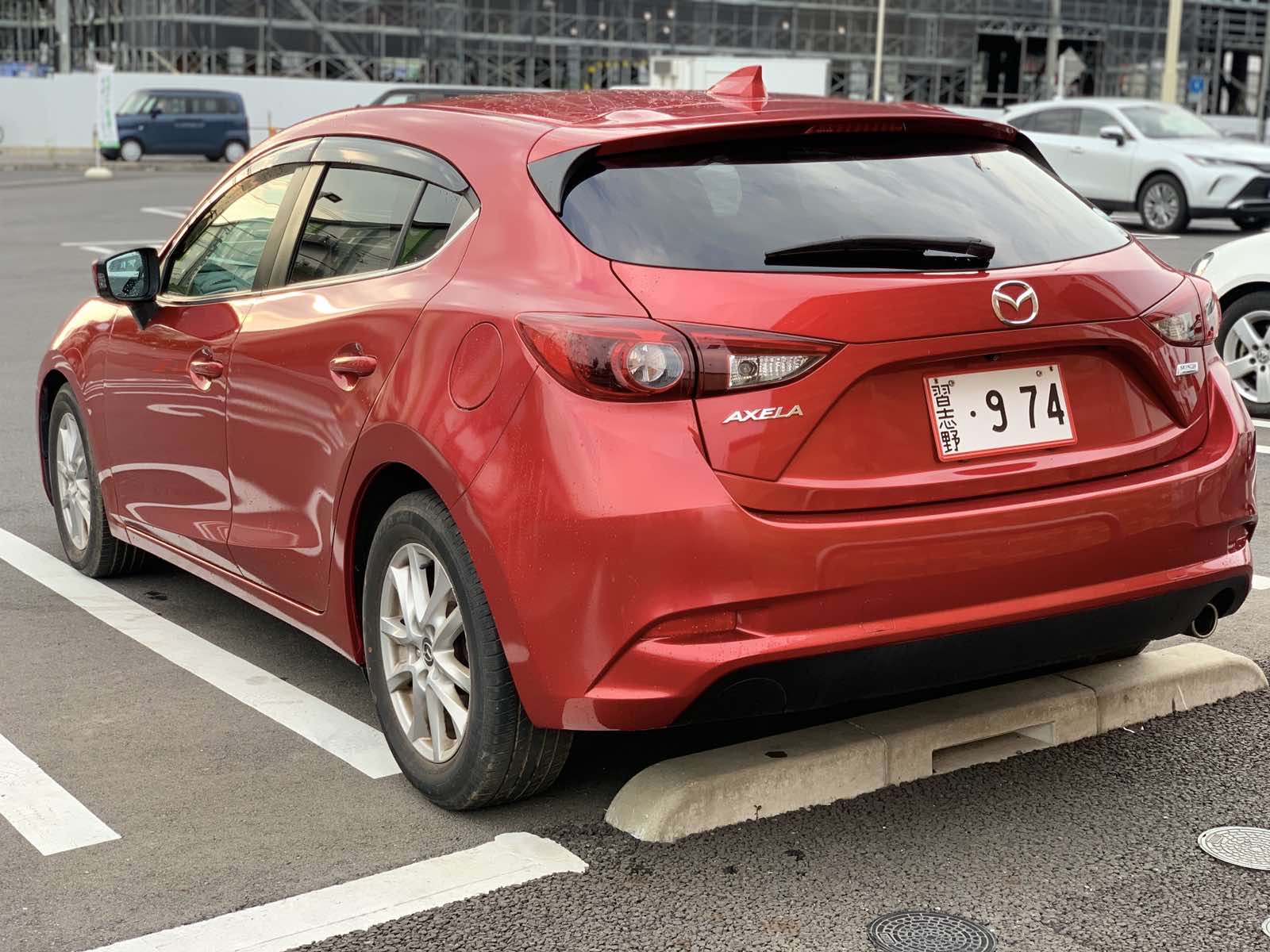 MAZDA AXELA