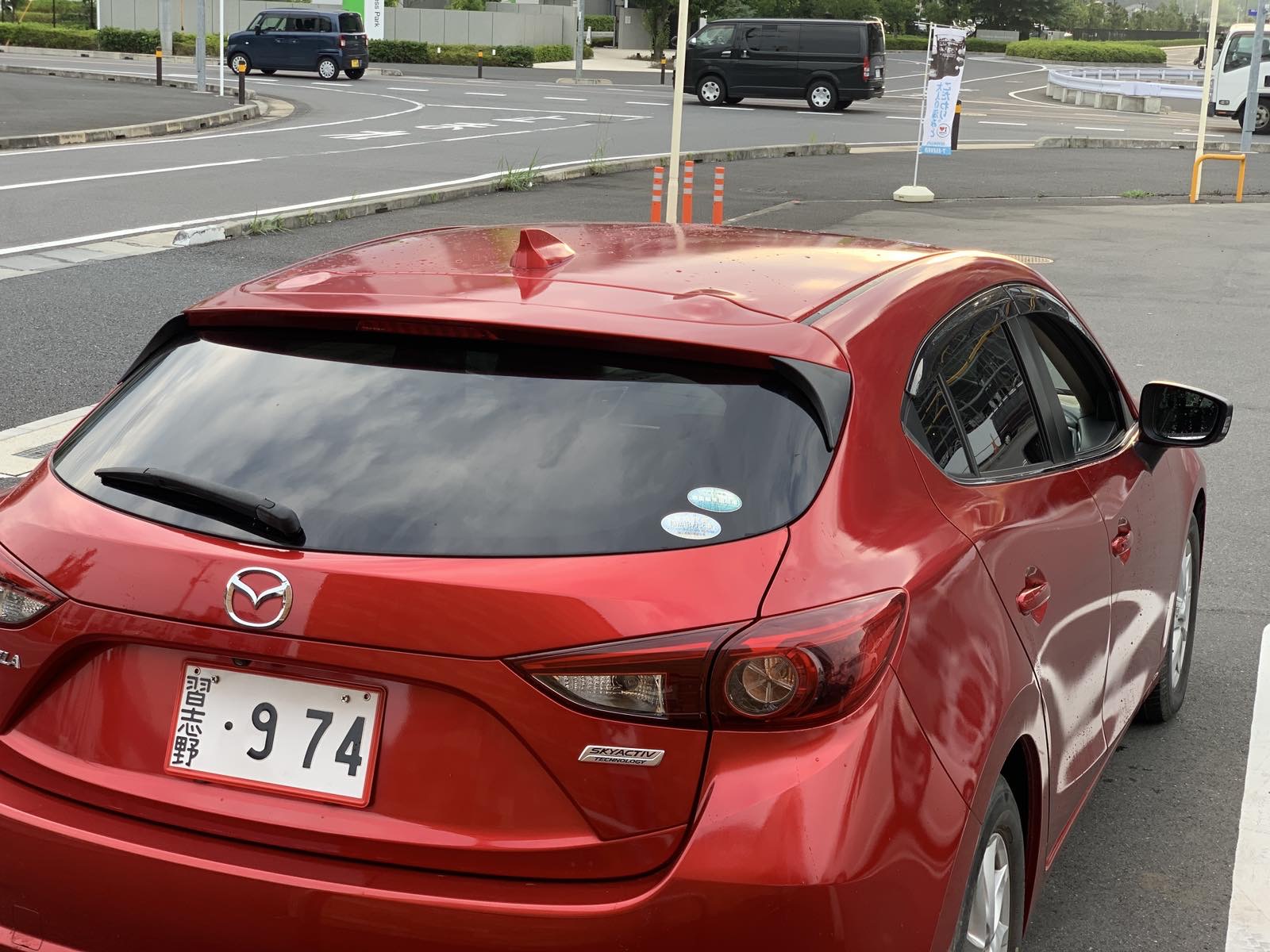 MAZDA AXELA
