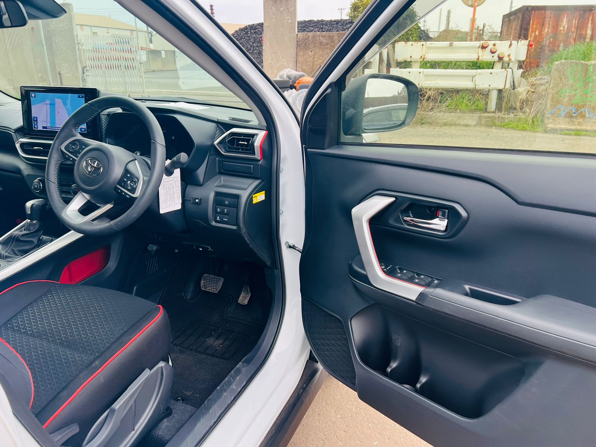 TOYOTA RAIZE HYBRID Z