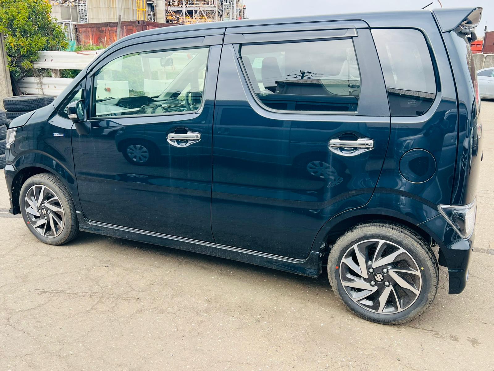 SUZUKI WAGON R CUSTOM Z
