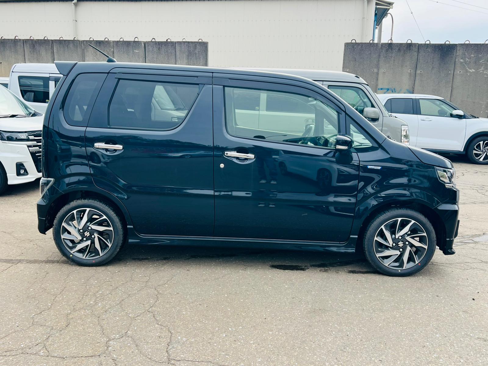 SUZUKI WAGON R CUSTOM Z