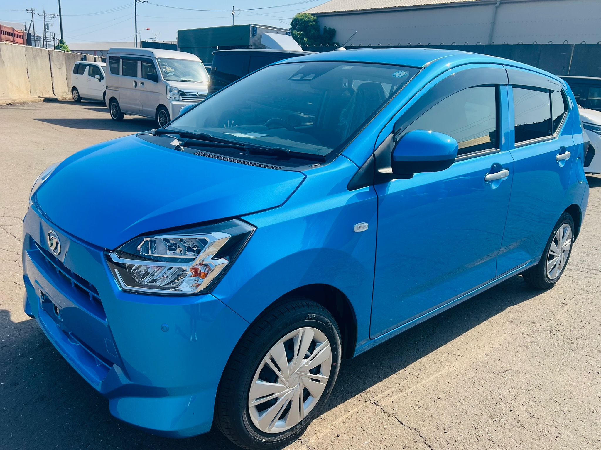 DAIHATSU MIRA ES