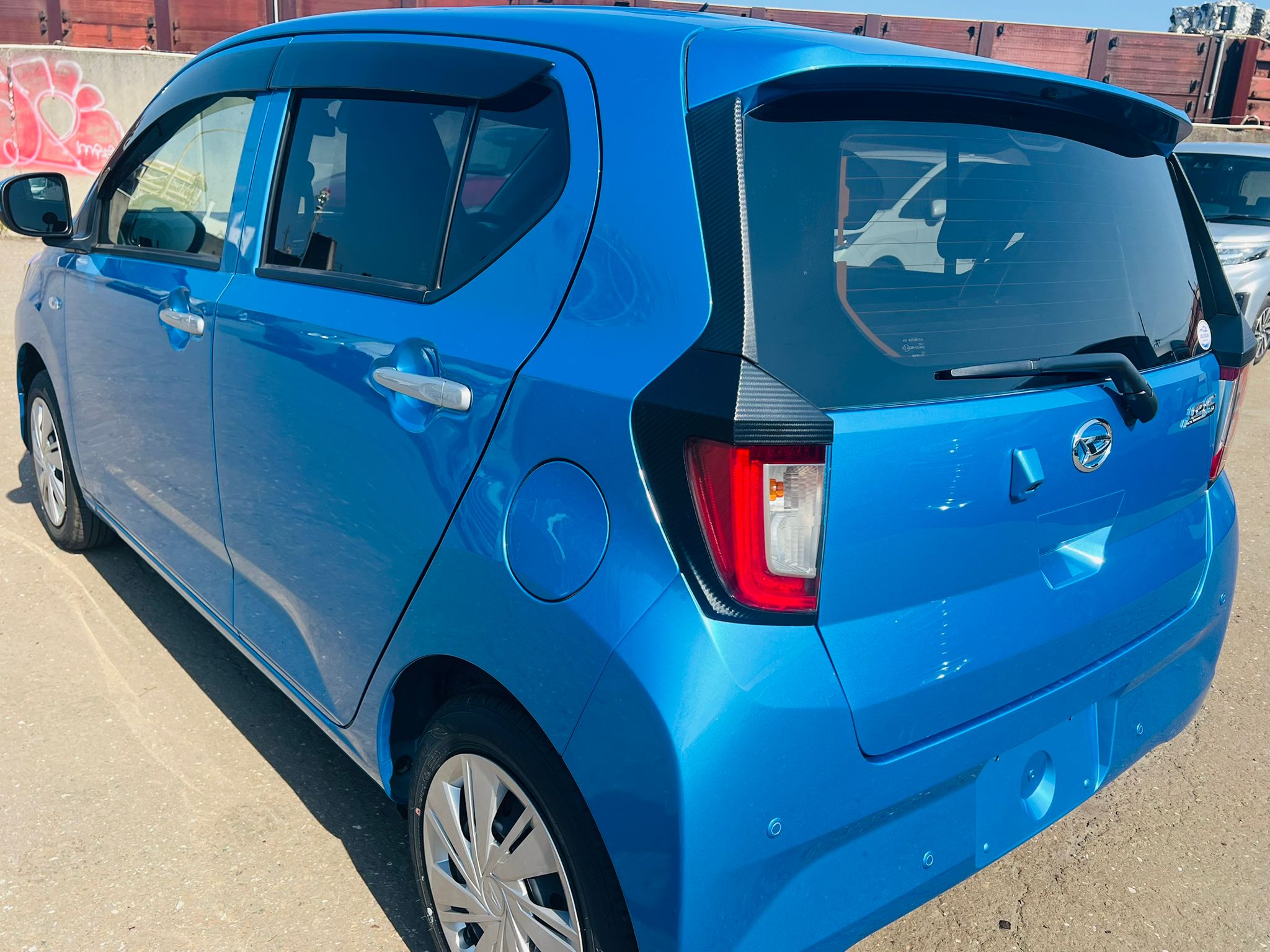 DAIHATSU MIRA ES
