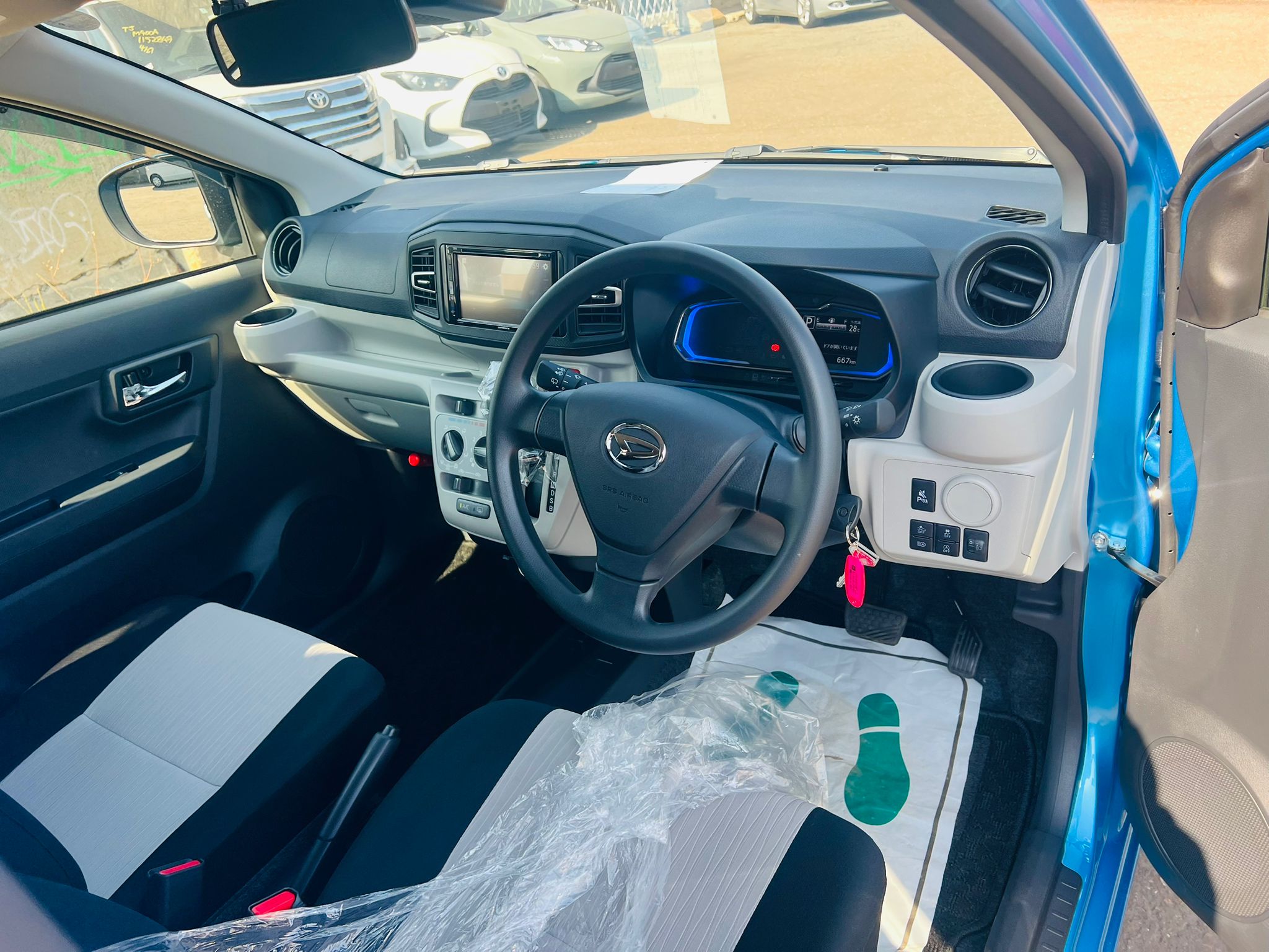 DAIHATSU MIRA ES